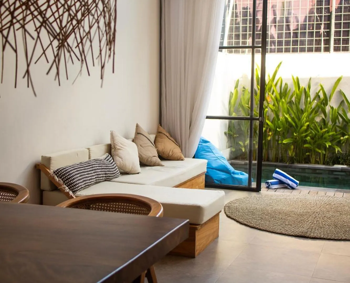 Villa Tropical Loft Steps Away From The Beach! Hidden Gem! Canggu